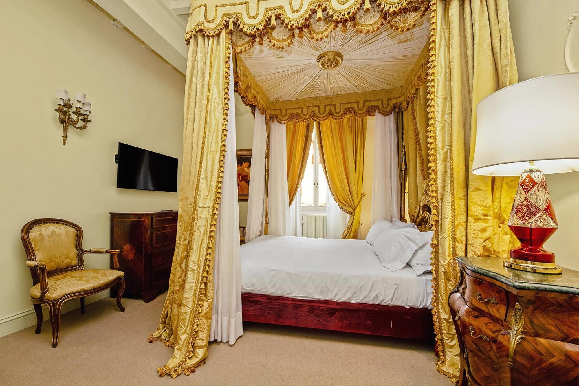 Ych-Magnifica Residenza A Campo De Fiori Apartment โรม ภายนอก รูปภาพ